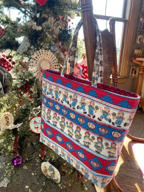 Raggedy Ann & Andy quilted tote bag