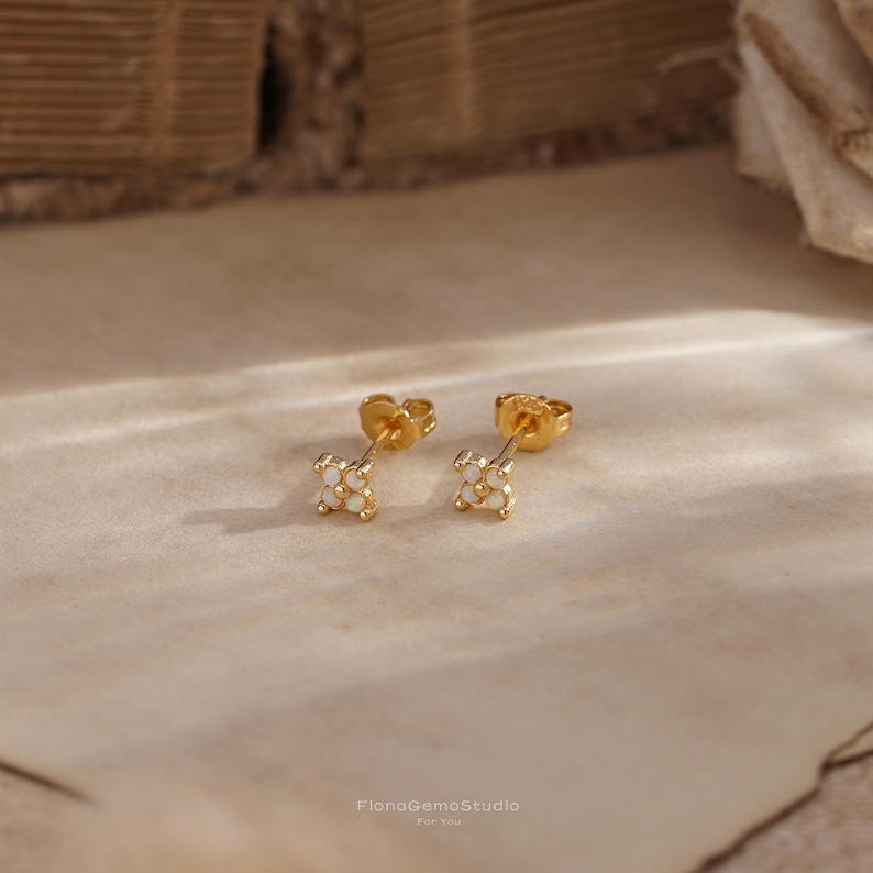Mini Flower Opal Stud Earrings, Gold/Silver Stud Earrings, Minimalism Opal Earrings, Bridesmaid Gift, Birthday Gift, Christmas Gift for Her