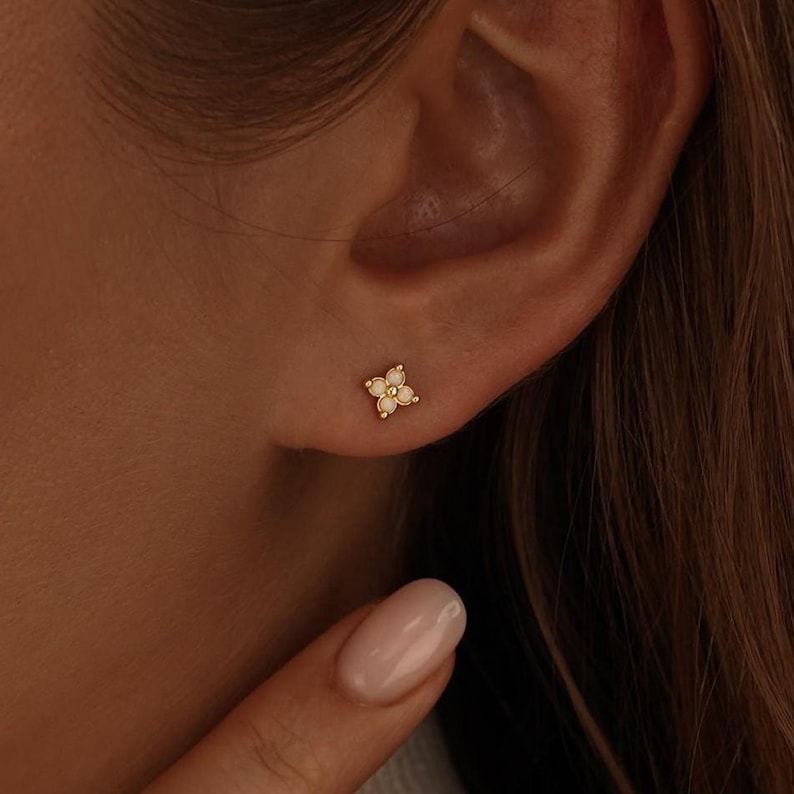 Mini Flower Opal Stud Earrings, Gold/Silver Stud Earrings, Minimalism Opal Earrings, Bridesmaid Gift, Birthday Gift, Christmas Gift for Her