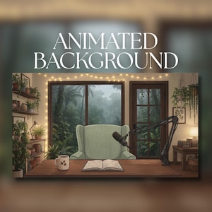 Puede incluir: Una ilustración de fondo animada que muestra un escritorio con un libro abierto, una taza de café y un micrófono en un soporte. Un sillón verde claro se sitúa frente a una gran ventana con vistas a un bosque. Luces de cadena cuelgan arriba.