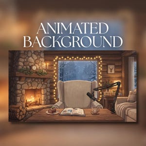 Puede incluir: Un fondo animado que muestra el interior de una cabaña acogedora con una chimenea de piedra, un sillón orejero, un escritorio de madera con un libro abierto, un micrófono en un brazo articulado, un pastel pequeño y una taza, con el texto ANIMATED BACKGROUND.
