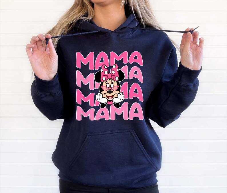 Mama Minnie Mouse Hoodie: Retro Disney Trip Hooded Sweatshirt, Mothers Day Gift, Mama Pullover Bild 6