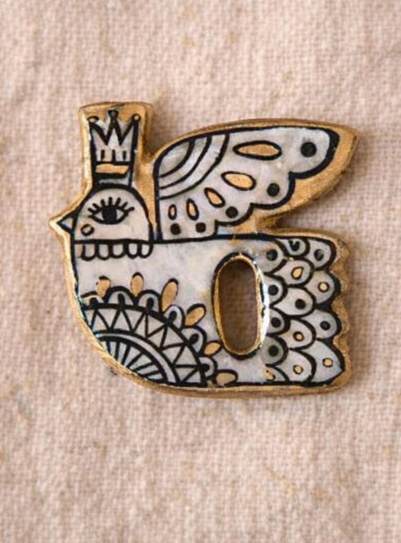 Hand painted glasses holder pin with bird design