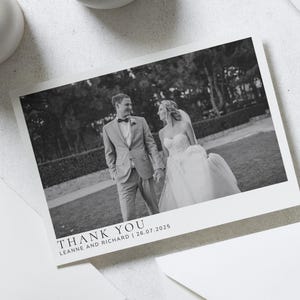 Schwarzweiss-Foto-Hochzeits-Dankeschön-Postkarte, Postkarte-Dankeschön-Karten Landschaft, personalisierte Dankeskarten-Hochzeitsfotokarten gefaltet