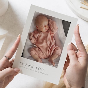 Nouvelle photo de cartes de remerciement petite fille, cartes de remerciement modifiables, carte postale de remerciement personnalisée, nouvelle petite fille, carte de remerciement