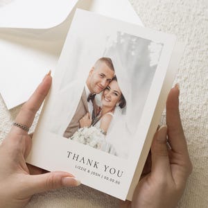 Gefaltete Dankeskarte Hochzeit, Postkarte Hochzeit Dankeskarten mit Foto, Einfache Dankeskarten Hochzeit, Dankeskarten nach Maß, Gefaltet