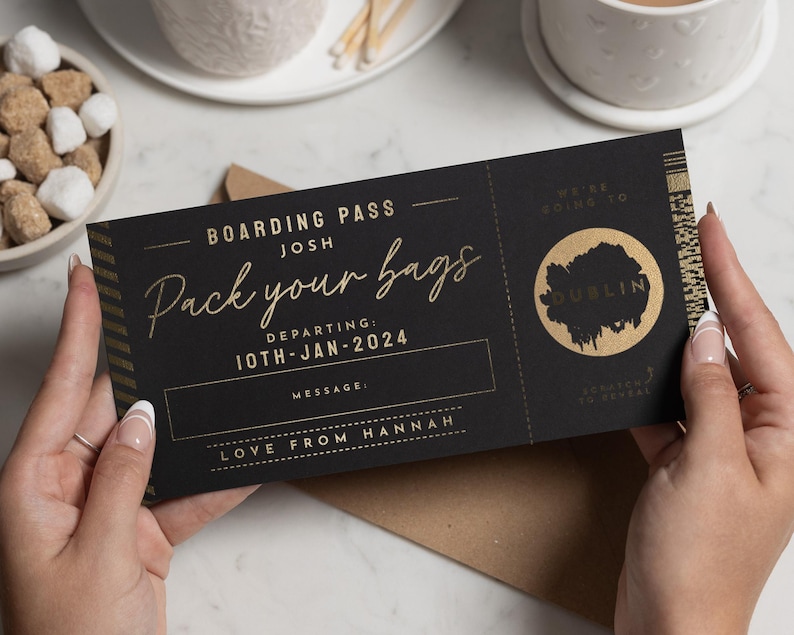 Carte à gratter pour les fêtes, Carte à gratter carte d'embarquement, Carte à gratter pour les fêtes, Carte à gratter pour les fêtes, Carte à gratter pour les fêtes, Billet d'avion, Billet d'avion, Cadeau de révélation de voyage surprise Black