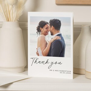 Semplici biglietti di ringraziamento piegati con foto, biglietti di ringraziamento per matrimonio, biglietti di ringraziamento modificabili, biglietti di ringraziamento personalizzati per matrimonio