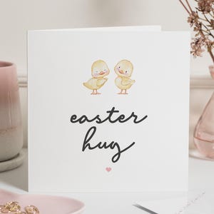 Carte de Pâques avec poussin, carte de câlin de Pâques, carte de Pâques pour les parents, cartes de Pâques personnalisées pour la famille, carte personnalisée Joyeuses Pâques, pour bébé