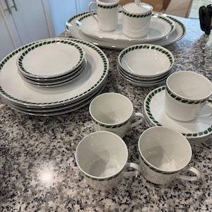 西ドイツSeltmann Weiden★モスローズ★C/S  2客 Seltmann Weiden Bavaria Porcelain Saucers. Set of 11 Spare