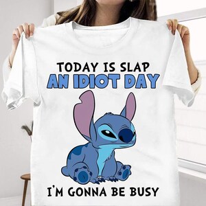 おもしろステッチTシャツ、これから忙しくなるよTシャツ、ディズニーランドの名言Tシャツ、漫画ユーモアTシャツ、彼女/彼への皮肉なギフト