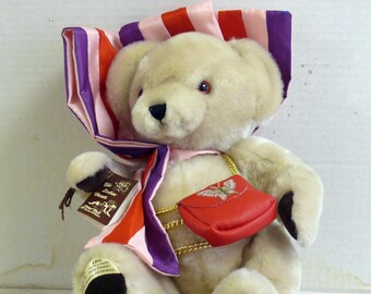 LEO  July 23 - Aug 22 (Birthday/Anniversary)-Bear – 1984 Limited Edition Collectible