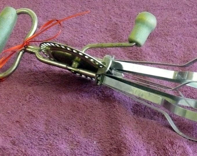 Vintage Hand Crank Egg Beater Etsy