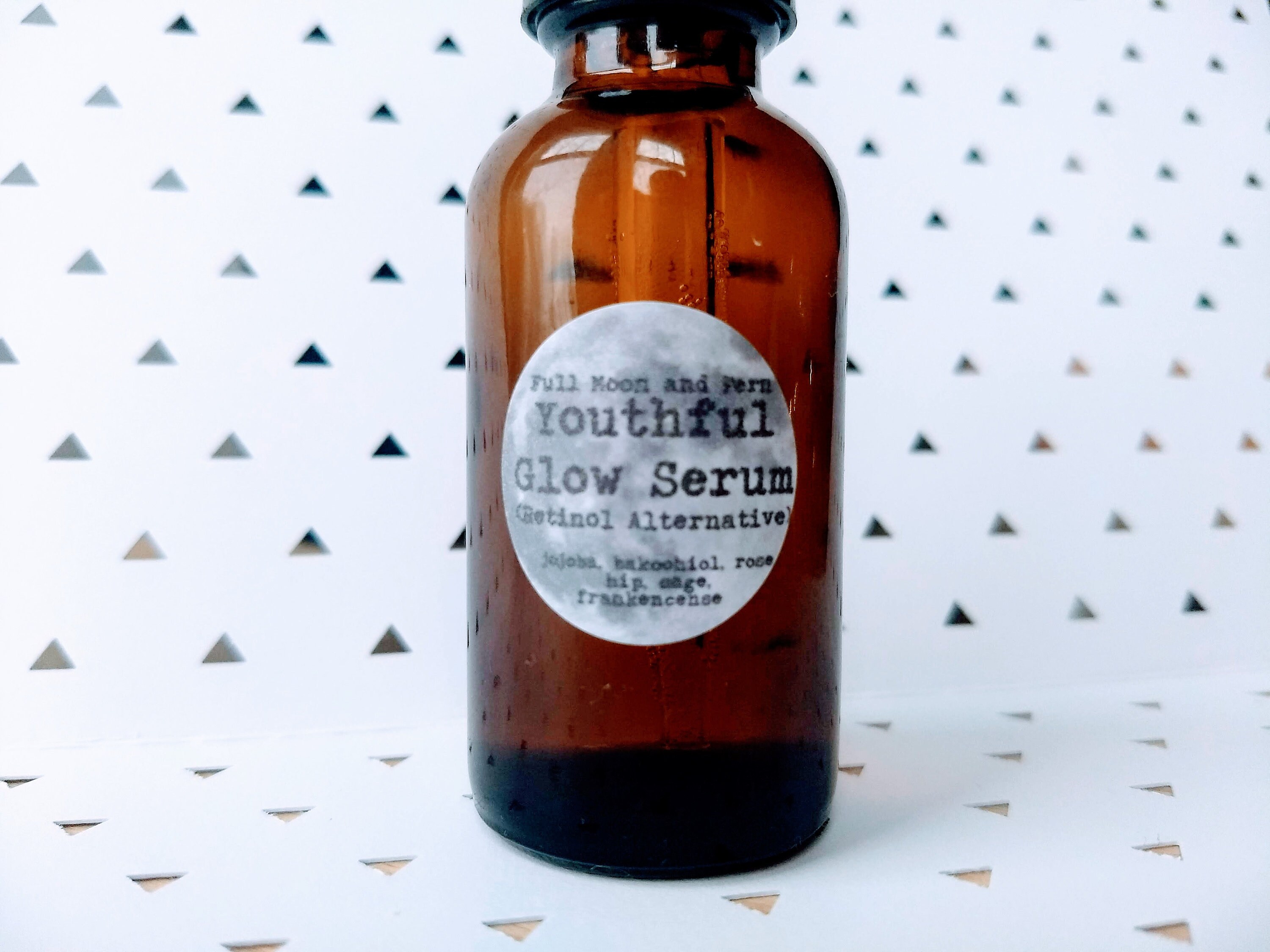 Organic Natural Youthful Glow Serum (Retinol Alternative) | Vegan | B…
