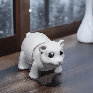 Adorable Flexible Polar Bear 3D Print with Keychain Option