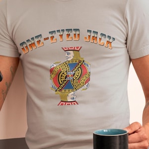 Camiseta unisex de algodón con diseño tipográfico artístico de Gambler's Metaphor One-Eyed Jack, camiseta con personajes de naipes
