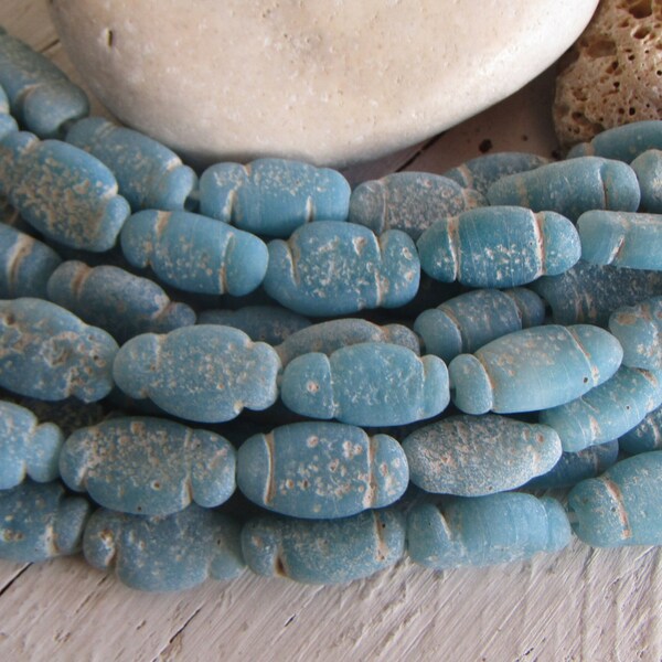 Rustic blue glass beads,  lampwork ,   Indonesian, replica of old antique beads (10 beads ) 22ab18-9