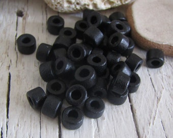 black ceramic rondelle beads, mild shine opaque  , small spacer discs washers, 6mm x 4mm, with  2.5mm hole ( 50 beads ) 23ay-rm-1000