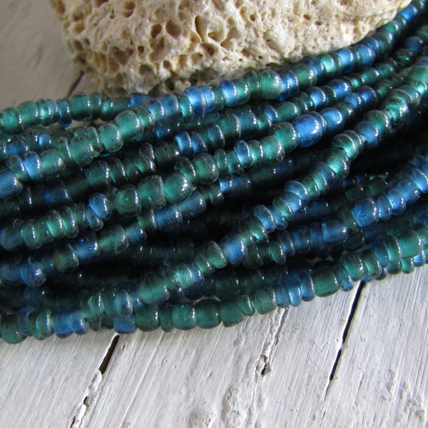 tiny mini blue green lampwork glass beads,  rondelle roundish, Indonesian 2.5 mm to 3.5mm dia (22 inches ) 23ab1-18