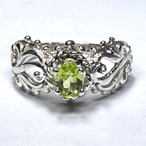 Handmade Sterling Silver Peridot Filigree Ring