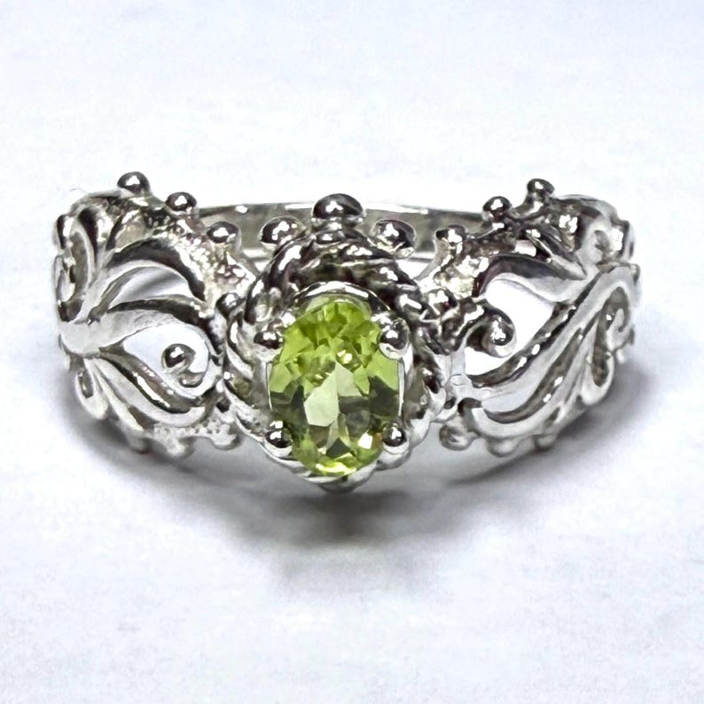 Handmade Sterling Silver Peridot Filigree Ring