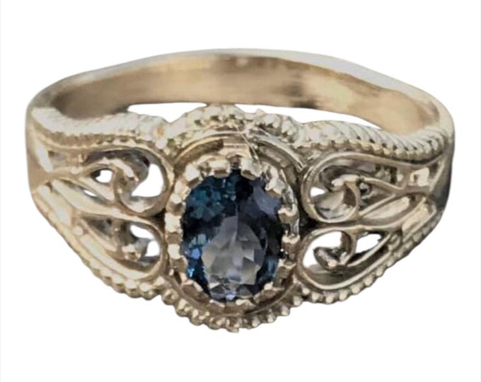 Handmade Tanzanite 14kt Gold Filigree Ring: Gemstone Crown