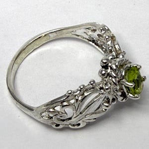 Handmade Sterling Silver Peridot Filigree Ring