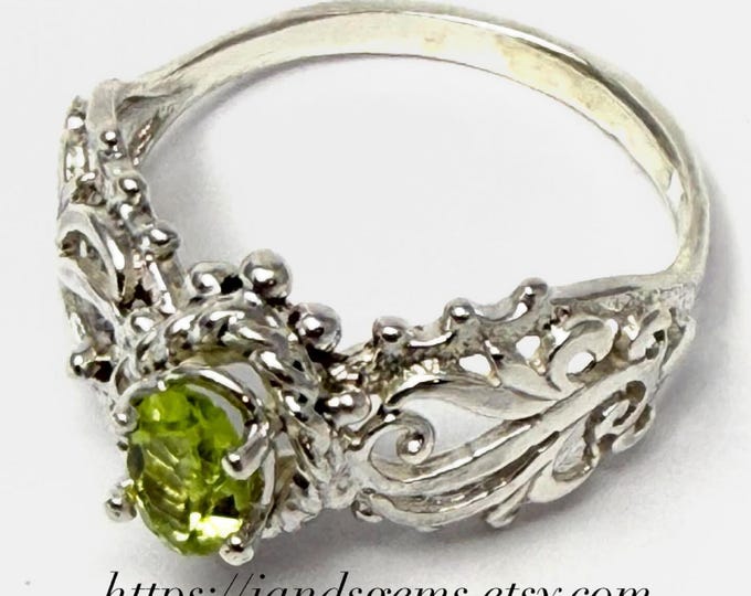 Handmade Sterling Silver Peridot Filigree Ring