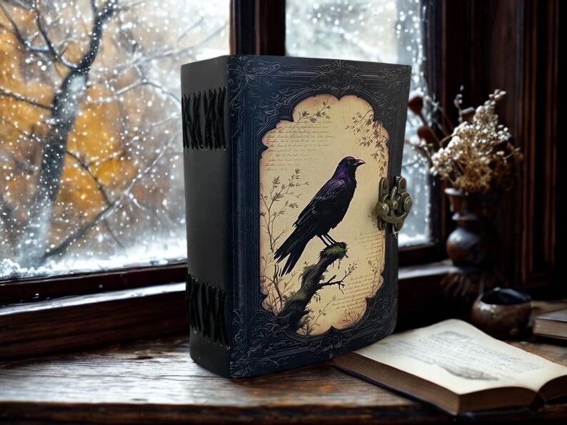 400 pages Leather Journal Gothic Notebook, Raven Leather Journal, Book of Shadows, Handmade Witchcraft Notebook, Celestial Gifts For Him Her