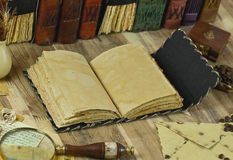 400 pages Tree of Life Grimoire Leather Journal for Women and Men, Spell Notebook book of shadows Handmade Deckle Edge Paper Diary With Lock