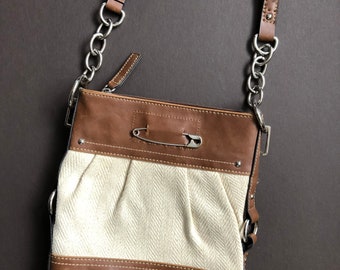 Belt pouch upcycled recycled bag Cream and leather