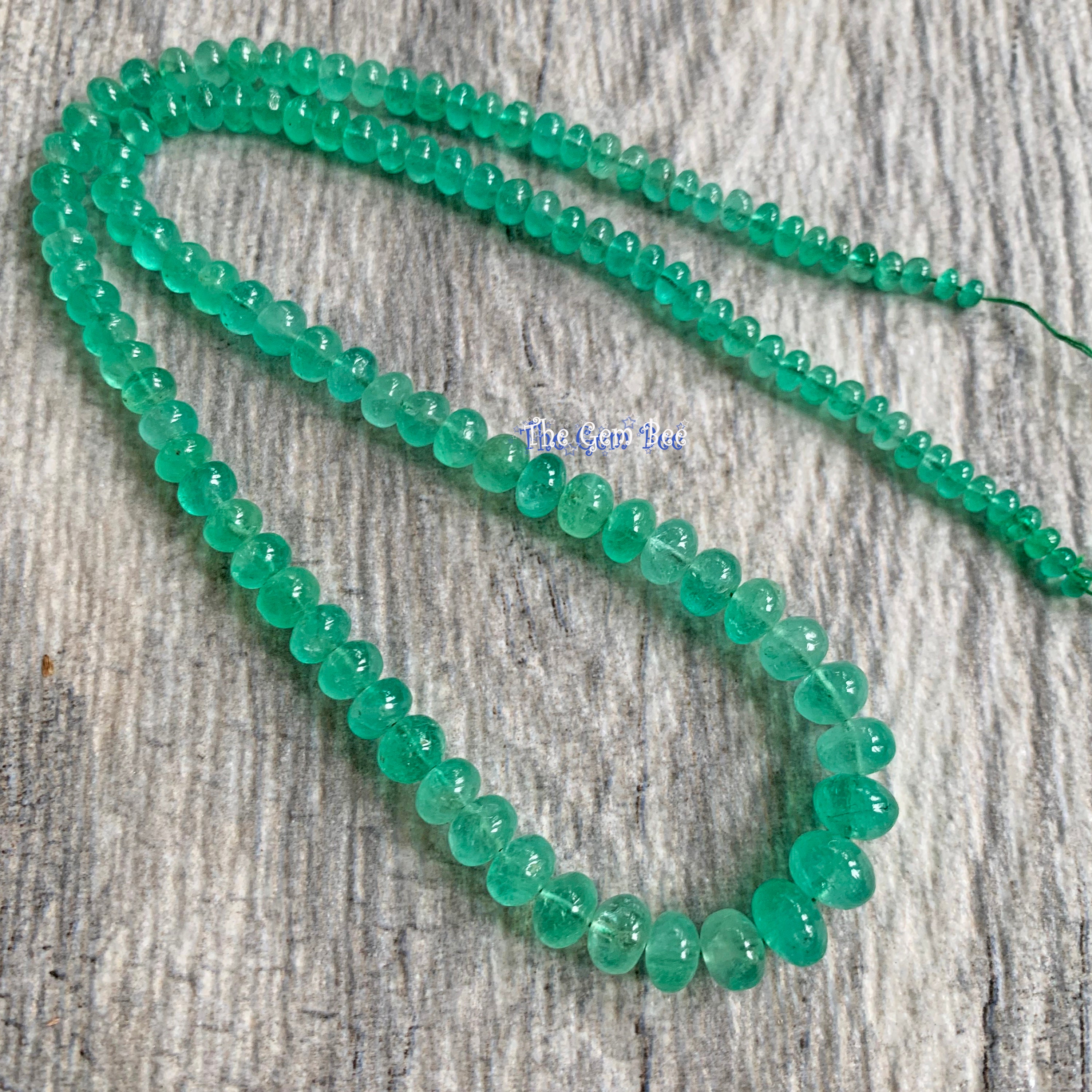 Paire De Perles En émeraude Naturelle De Colombie – 7x7 Mm – Corindon Courbé – Lot De 2
