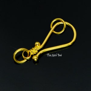Fermoir crochet à l&#39;ancienne en or jaune massif 18 carats 8 mm x 19 mm Longueur totale 24 mm