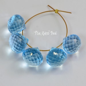 8,5mm-8,8mm Sky Blue Topaz Facettierte Chubby Zwiebel Briolette Perlen (5)