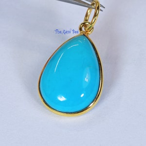 11mmx19.5mm 18k Solid Yellow Gold LARGE Sleeping Beauty Turquoise Pear Bezel Pendant Charm With 5.6mm Loop Jump Ring