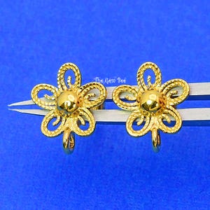 Pendientes con filigrana de oro amarillo macizo de 14 k con diseño de flores y cierres (PAR)