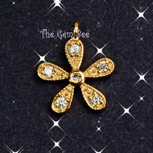 14K solid Yellow Gold Diamond 5 petal flower Charm Necklace Pendant