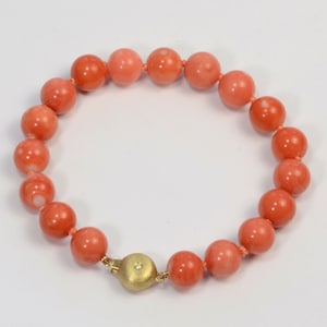 14k Solid Yellow Gold Japanese Momo Undyed Coral Sphere Bead Diamond 7&quot; Bracelet