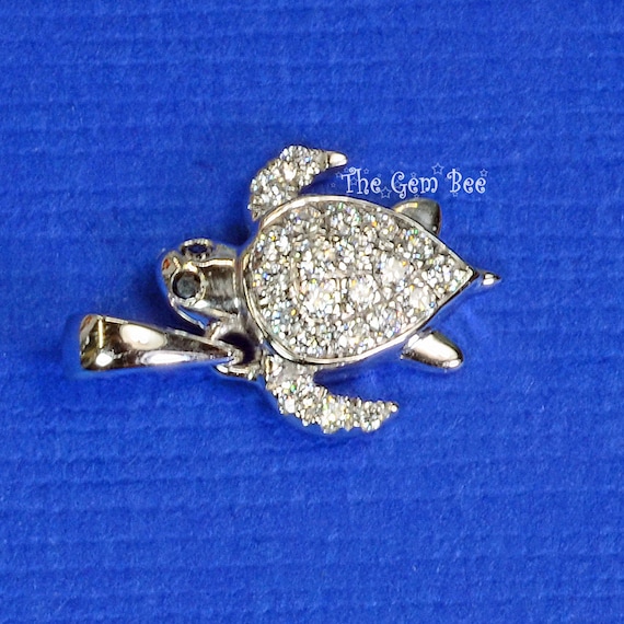 9.3mmx10.8mm 14K Solid White Gold Diamond Petite Sea Turtle Charm