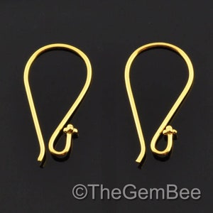 Boucles d'oreilles crochets d'oreilles en or jaune massif 18 carats avec extrémités marguerites 1 paire