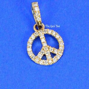 Colgante con símbolo de la paz y diamantes en oro amarillo macizo de 14 quilates de 9,5 mm