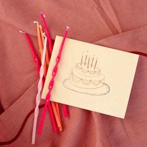Biglietto d'auguri con torta - Biglietto A2 vuoto con busta / Biglietto di compleanno disegnato a mano, biglietto di celebrazione, biglietto di matrimonio, biglietto per la festa della mamma