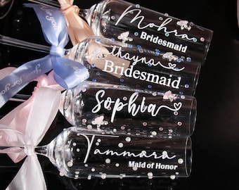 Personalized Wedding Champagne Flute: Pearl & Ribbon Glass, Bridal Party Gift