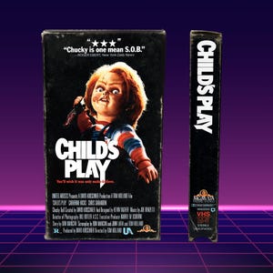 その他 Open Window &amp; Child's Play [VHS] Amazon.com: Child's Play [1989 issue] : Chucky!, Tom Holland