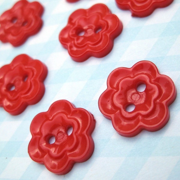 RESERVED FOR VESPAKIDS Vintage Red Flower Plastic Sewing Buttons