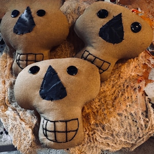 Primitive Halloween Skelton bowl fillers