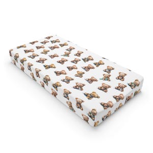 Cuddly Bear Changing Pad Cover, Nursery Decor, Baby Shower Gift, Bear Theme Baby Room, Gender Neutral Changing Mat Cover, Baby gift