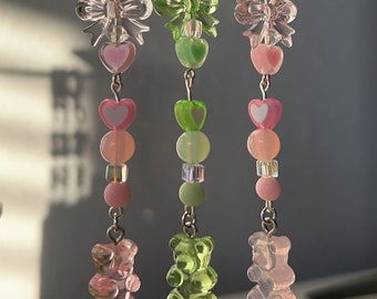 Gummy bear resin Keychain with silver heart shaped clasp. Owala/ bag charm keychain. Kawaii colorful gummy bear keychain/ gummy bear charm