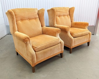 1970s Wingback Club Chairs by Ethan Allen, a Pair