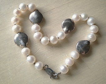 VINTAGE PEARL & SILVER Bracelet